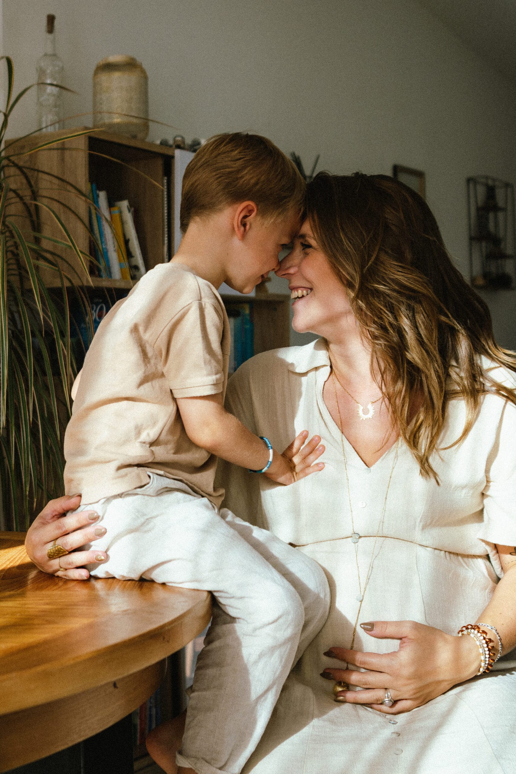 duo-maman-enfant-grossesse-maison