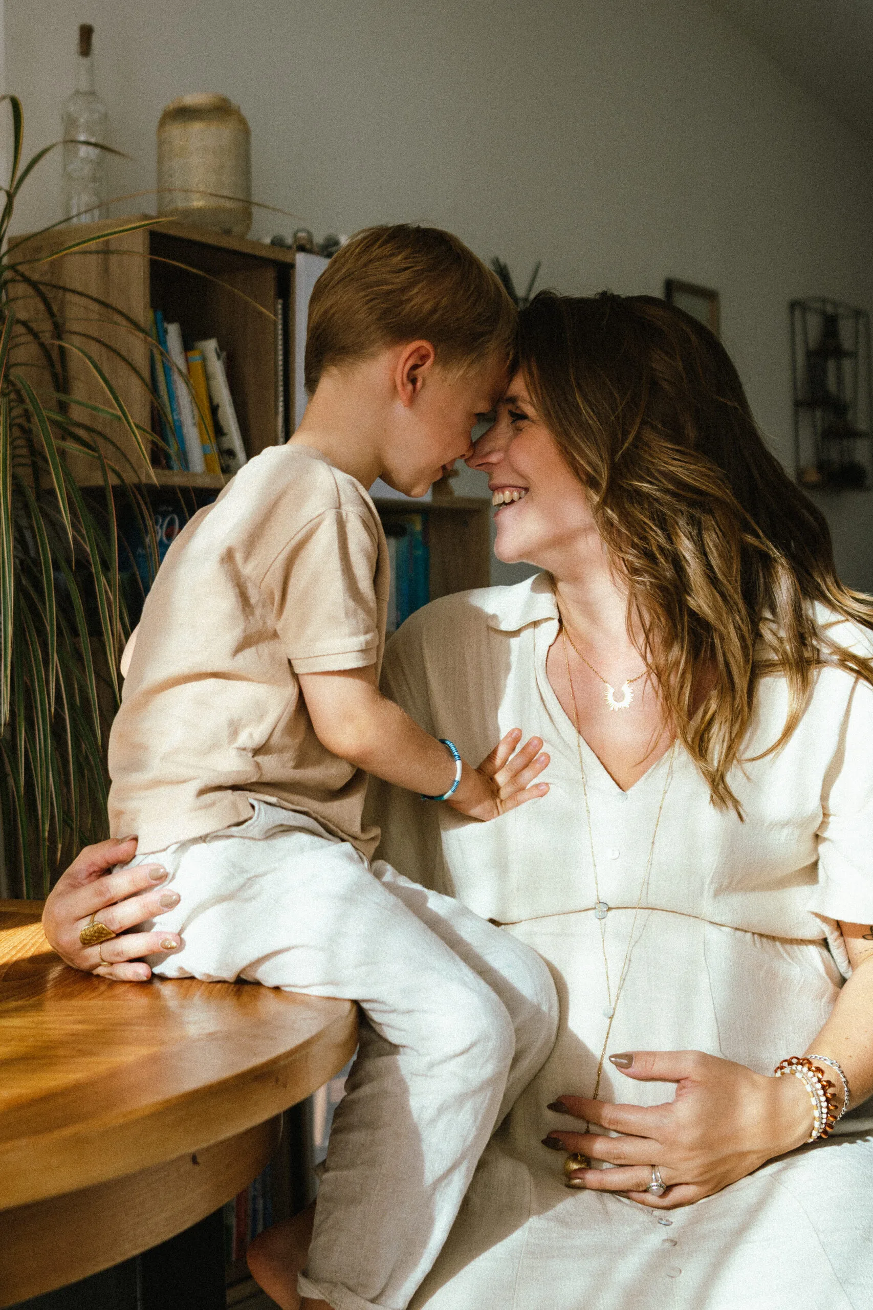 duo-maman-enfant-grossesse-maison